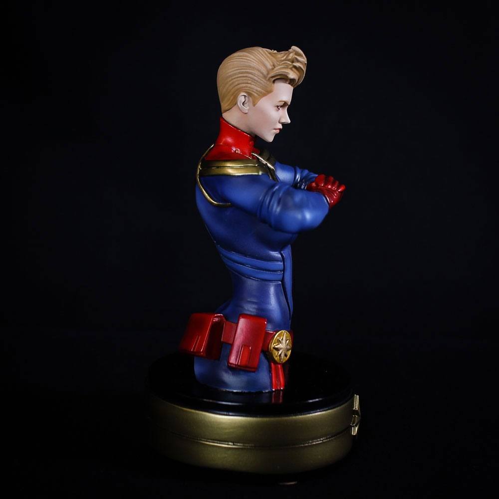 Captain Marvel Bust Captain Marvel Semic