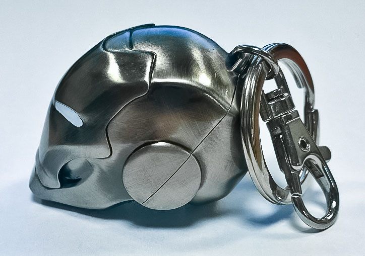 Marvel Comics Metal Keychain Iron Man Helmet Mark II Semic