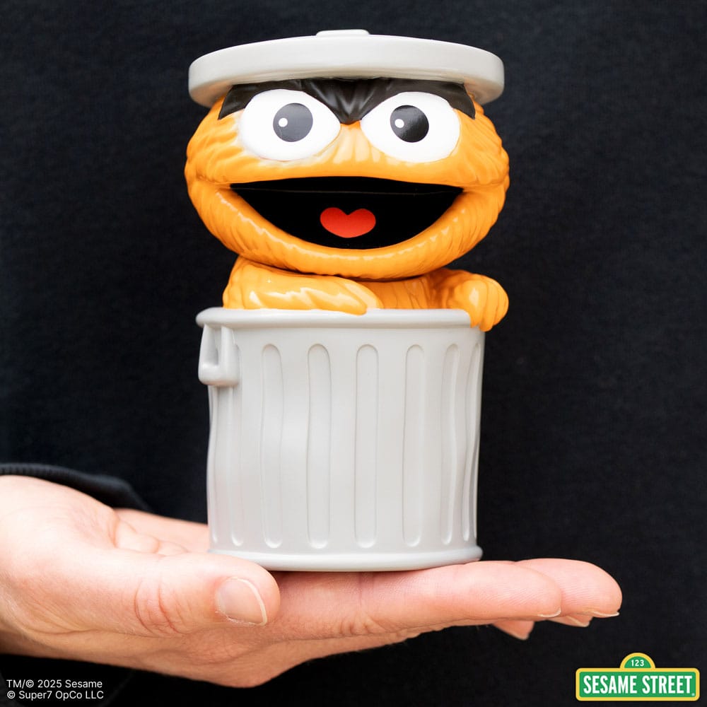 Sesame Street FUN! FUN! Vinyl Action Figure Oscar the Grouch Orange Super7
