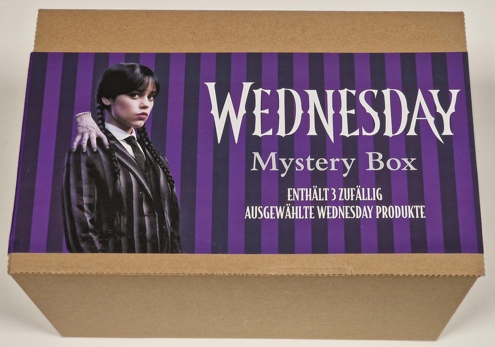 Wednesday Gift set Thumbs Up