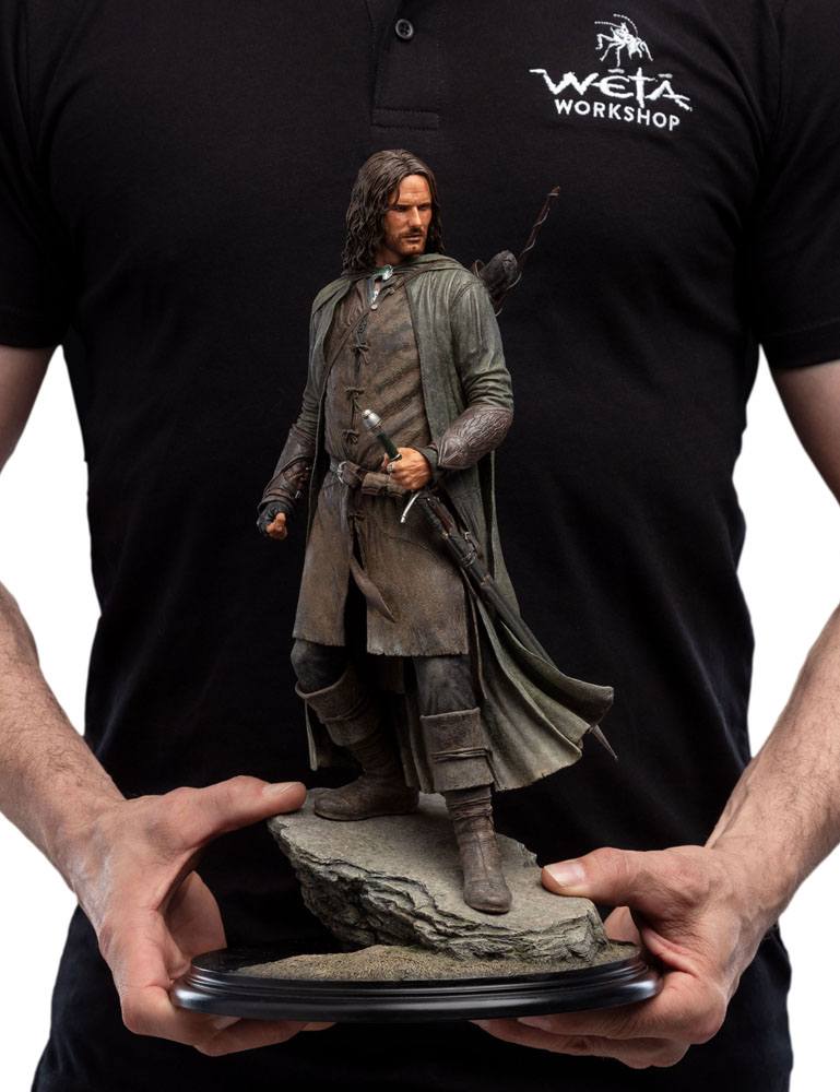 The Lord of the Rings Statue Aragorn Hunter of the Plains Classic Series Weta Workshop