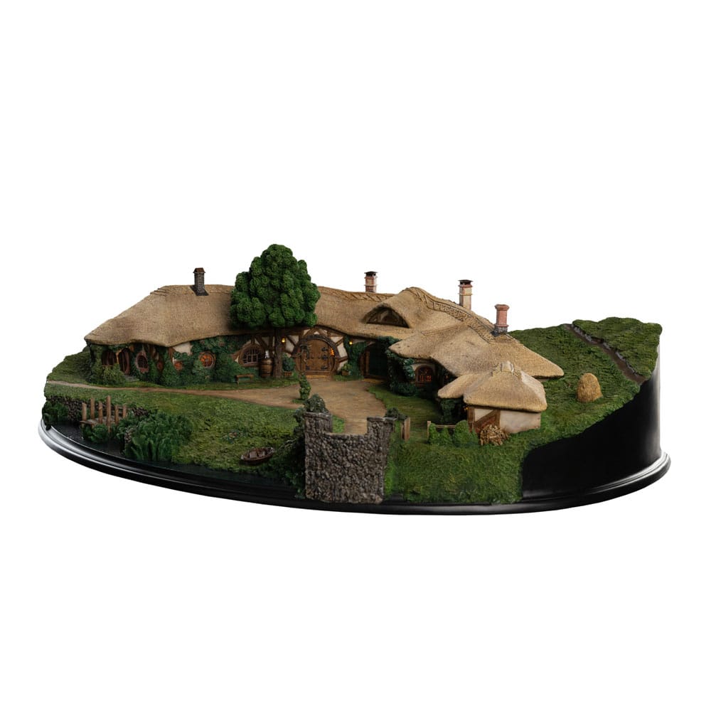 Lord of the Rings Statue The Green Dragon Inn Weta Workshop